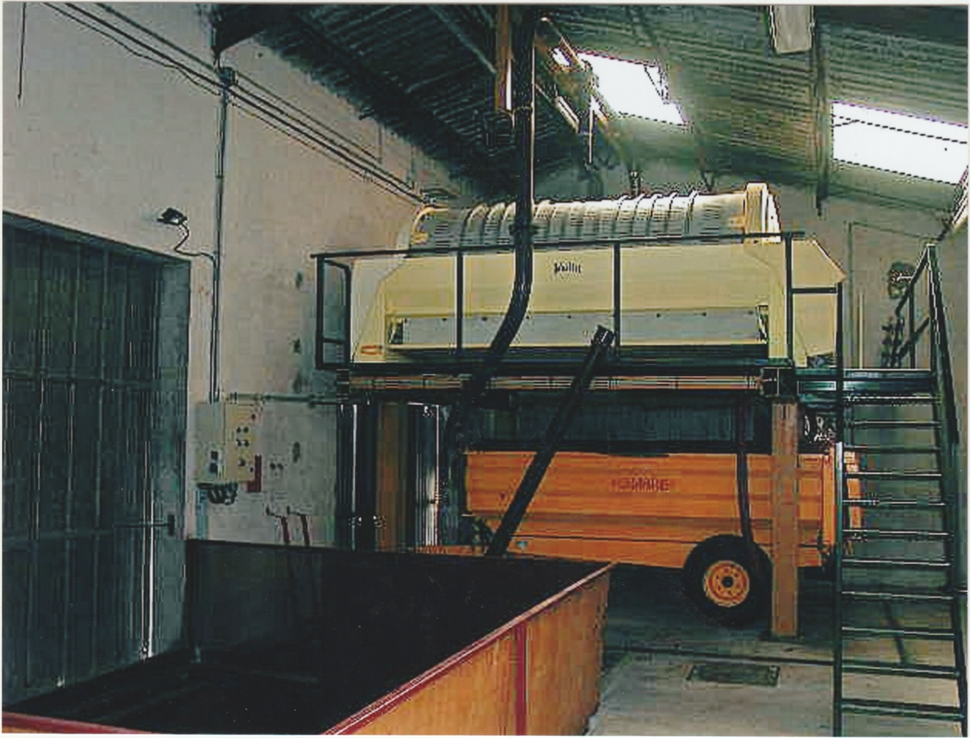 Grape press 'pressoir'